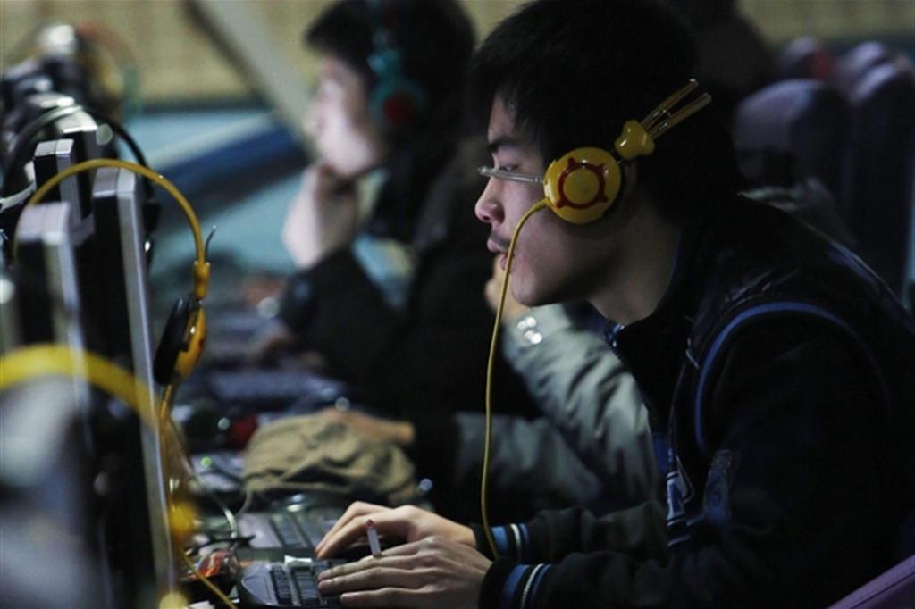 «Nei centri di disintossicazione da Internet in Cina si usava la tortura»