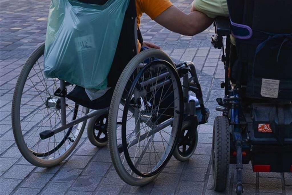 «Lazio: no a tagliare i servizi». Ma ai disabili risulta il contrario