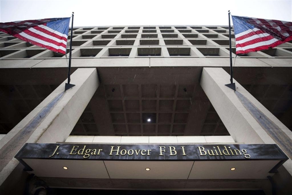 L'ingresso della sede del Fbi a Washington (Ansa/Ap)