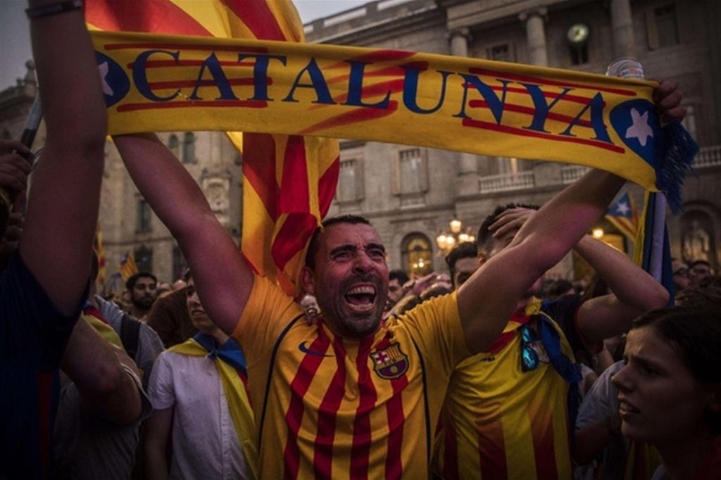 Barcellona, cinquanta giorni vissuti pericolosamente