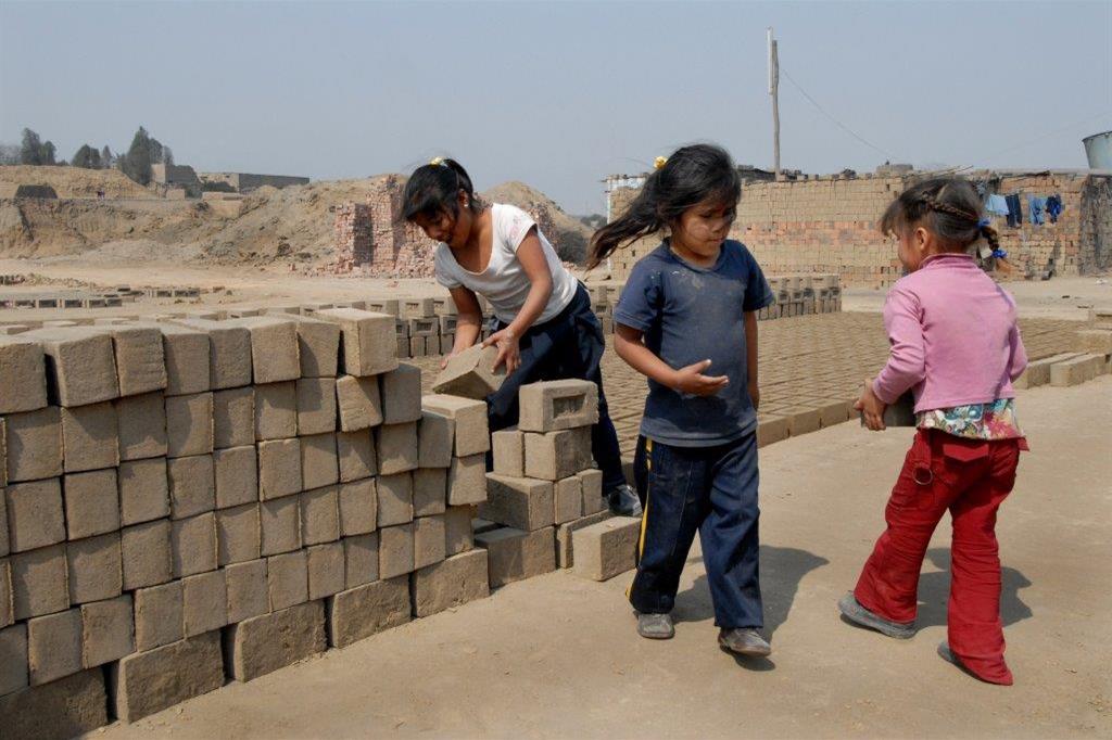 Baby lavoratori: sono 168 milioni nel pianeta