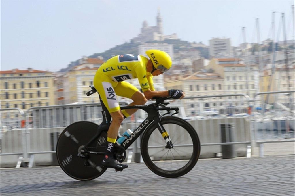 Chris Froome cala il poker