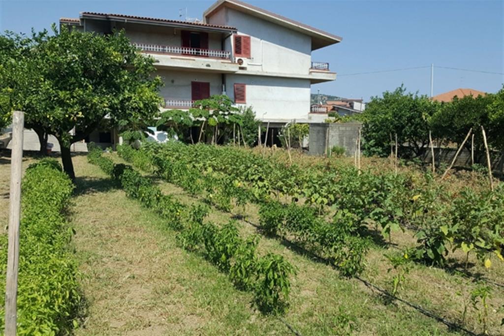 Il bene confiscato al killer Rocco Schirripa a Gioiosa Jonica, in provincia di Reggio Calabria