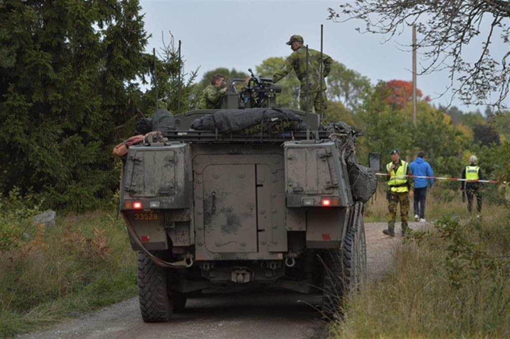 Il carro armato Pansarterrängbil 360 coinvolto nell'incidente (Ansa)