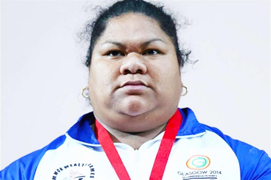 A Ele Opeloge a cui è stata recapitata da poco la medaglia d'argento nel sollevamento pesi per i Giochi di Pechino 2008