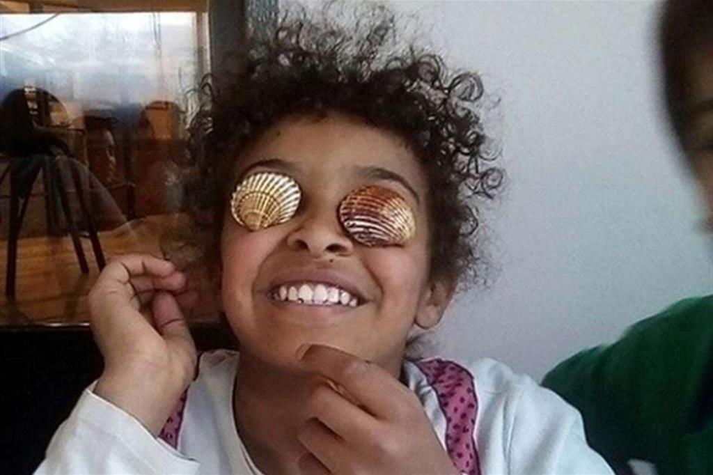 Un'immagine felice di Raffaella, la bimba etiope curata dai medici italiani