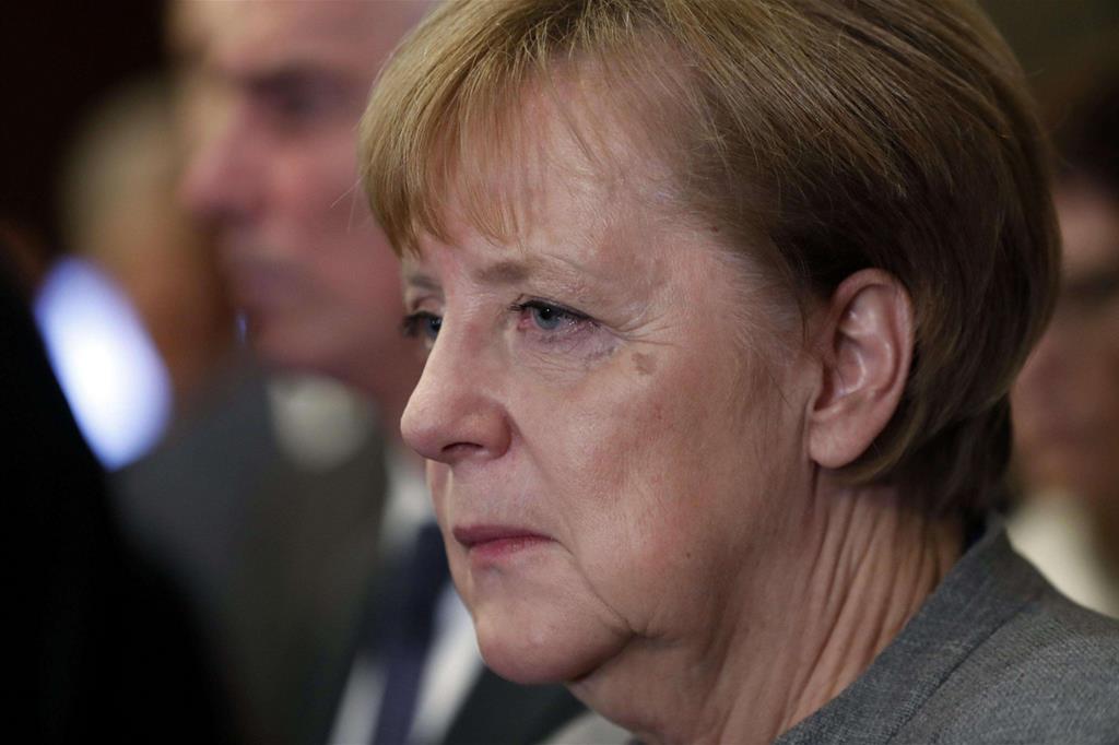 La cancelliera tedesca Angela Merkel: per lei è tutta in salita la strada della formazione del nuovo governo (Ansa)