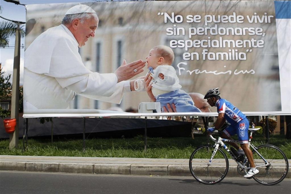 Papa Francesco in Colombia per dare coraggio alla pace