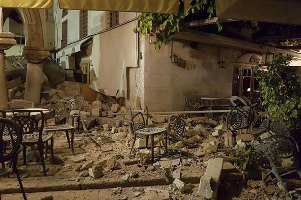Terremoto del 6.7 nel Mar Egeo: due morti a Kos, quasi 500 i feriti