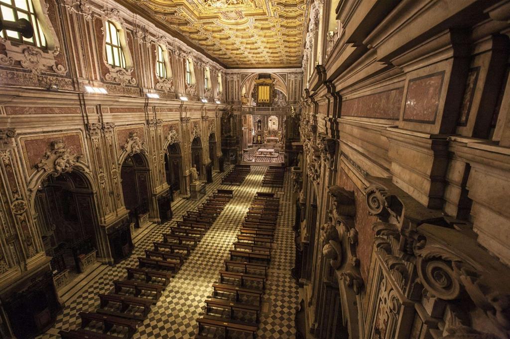 Napoli, Basilica Santuario del Carmine Maggiore (Ansa/Fai) - 