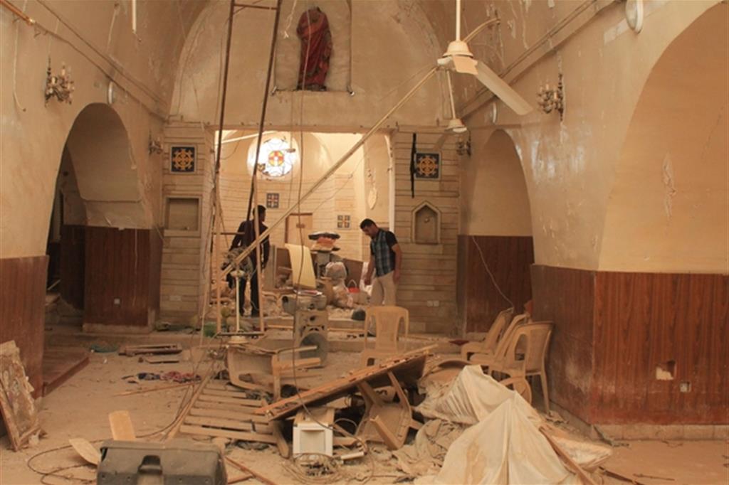 Una chiesa distrutta dal Daesh nella Piana di Ninive