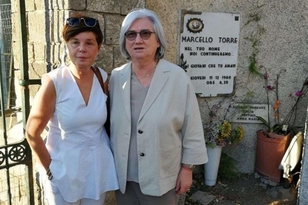 Rosy Bindi con la figlia di Marcello Torre, Annamaria