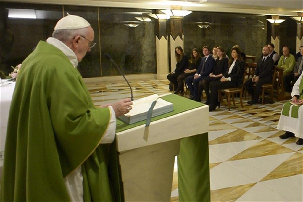 Il Papa: «Un cuore rigido non capisce la misericordia di Dio»