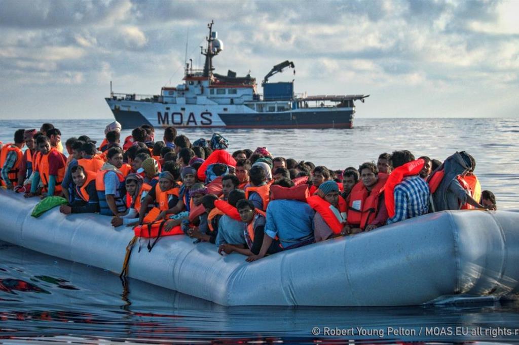 Ong e migranti, Frontex frena le accuse. Il Csm: sostegno alle indagini