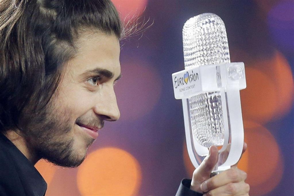 Il portoghese Salvador Sobral vincitore dell'Eurovision 2017