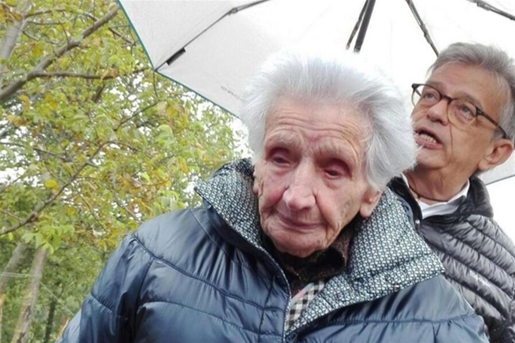 Peppina, 95 anni tra due mesi, vive a San Martino di Fiastra da settant'anni. Ora è sola, ma non vuole andare via
