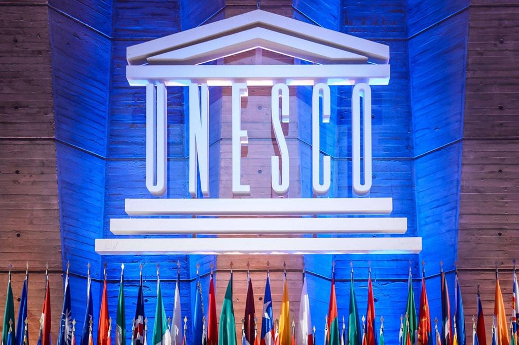 La sala conferenze dell'Unesco a Parigi (Ansa)