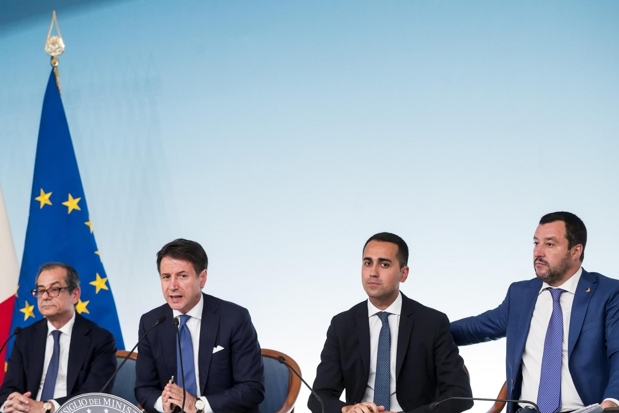 Da sinistra: Tria, Conte, Di Maio, Salvini