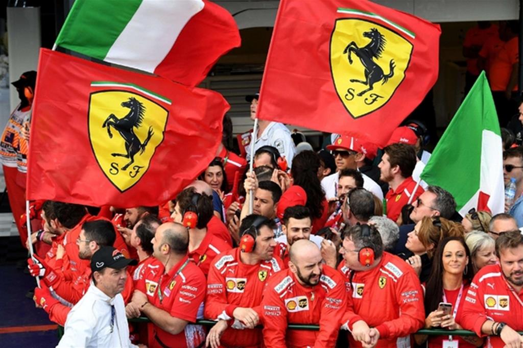 AUSTRALIA. Ai box della Ferrari si festeggia la vittoria di Sebastian Vettel