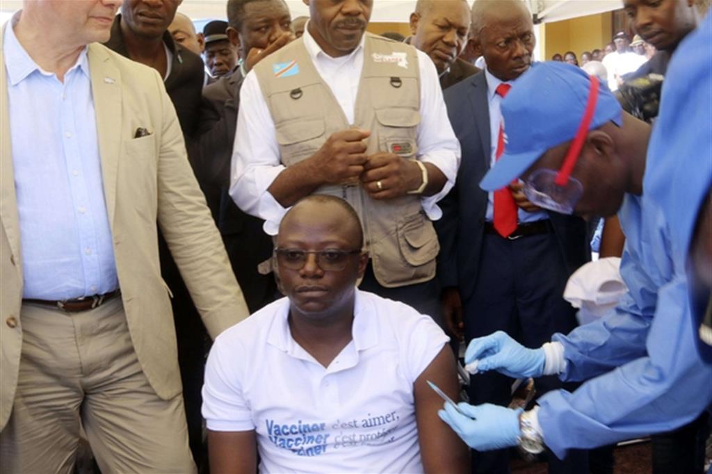 Una campagna di vaccinazioni è stata avviata nella città di Mbandaka che conta 1,2 milioni di abitanti (Ansa)