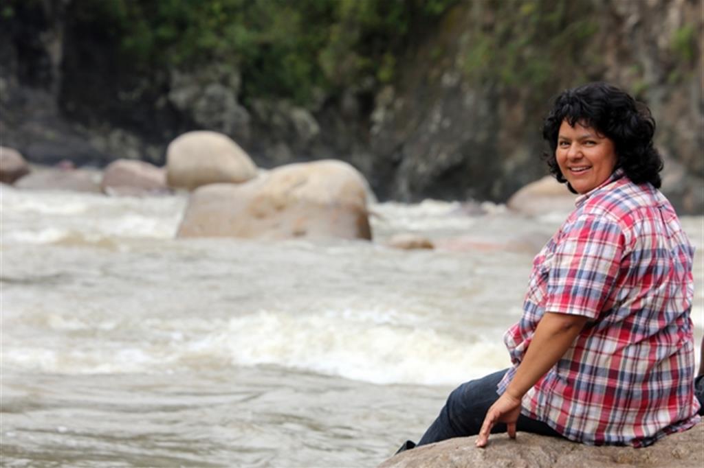 Berta Cáceres aveva 43 anni quando venne assassinata, il 2 marzo 2016