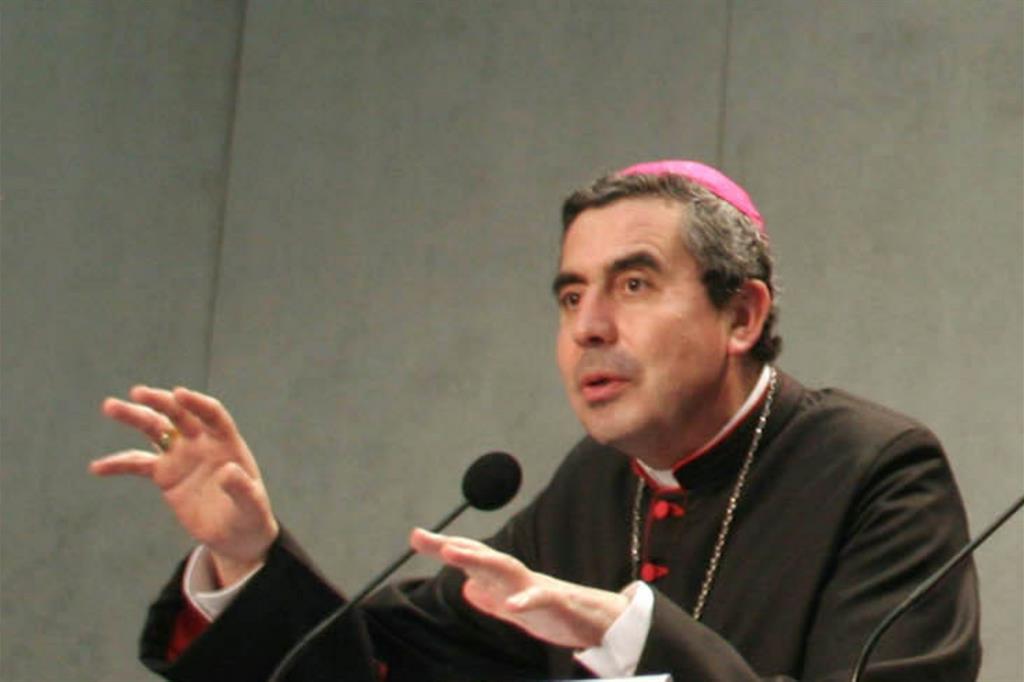 Monsignor Santiago Silva Retamales, presidente dei vescovi cileni (Siciliani)