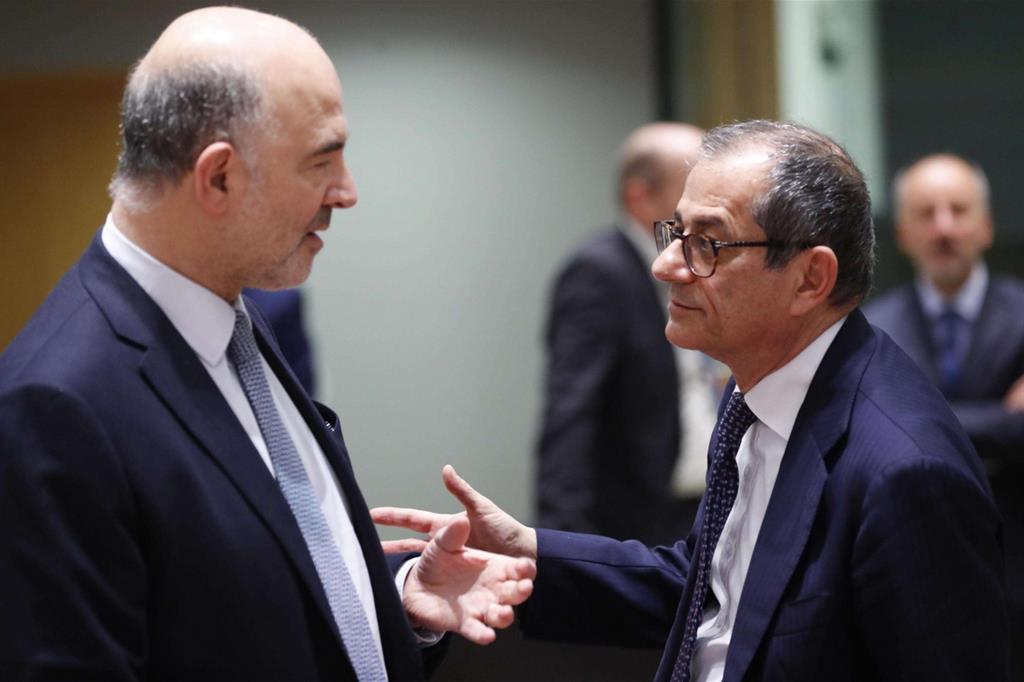 Moscovici all'Italia: Deficit al 2,04%, ancora non basta