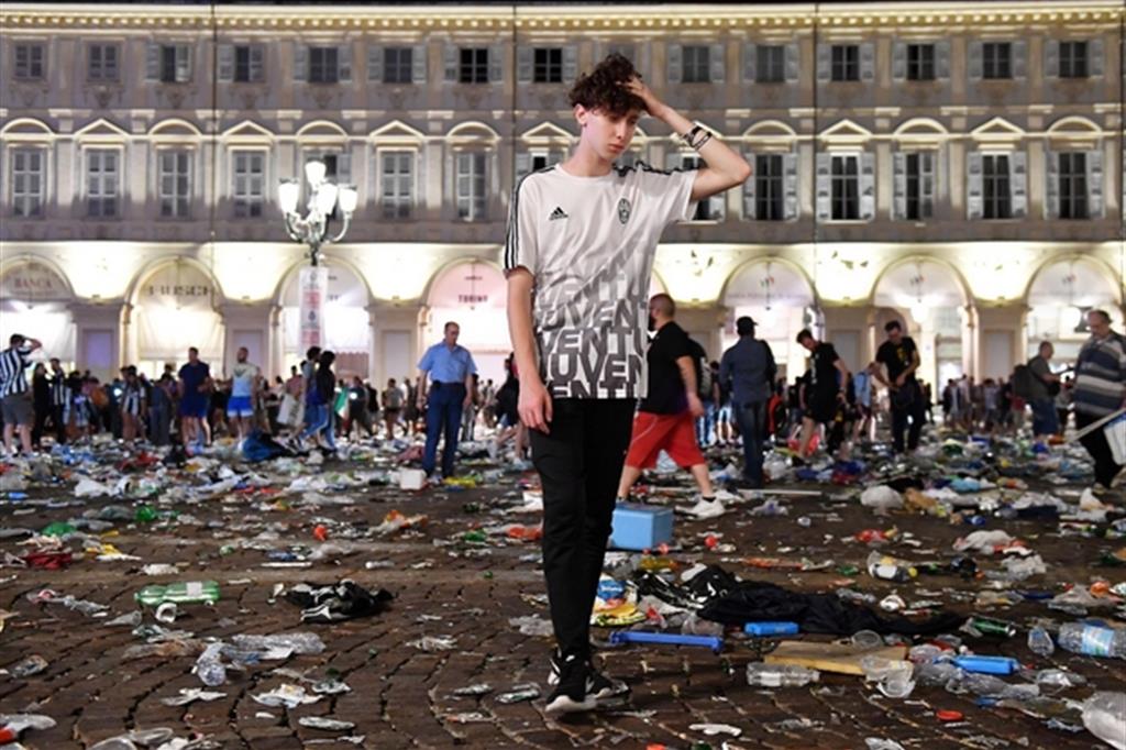 «Piazza San Carlo, i giovani con lo spray causarono il panico»