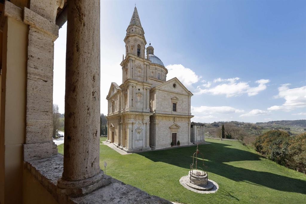 La chiesa di San Biagio a Montepulciano dal loggiato della canonica - 
