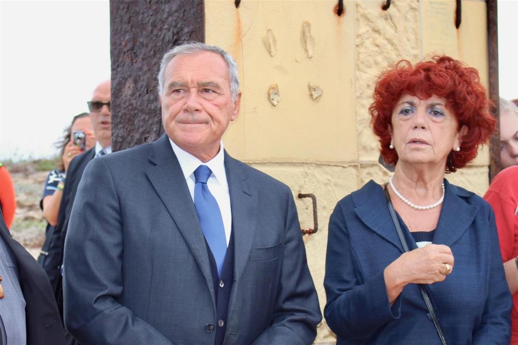 Il leader di Leu Grasso e la ministra dell'Università Fedeli