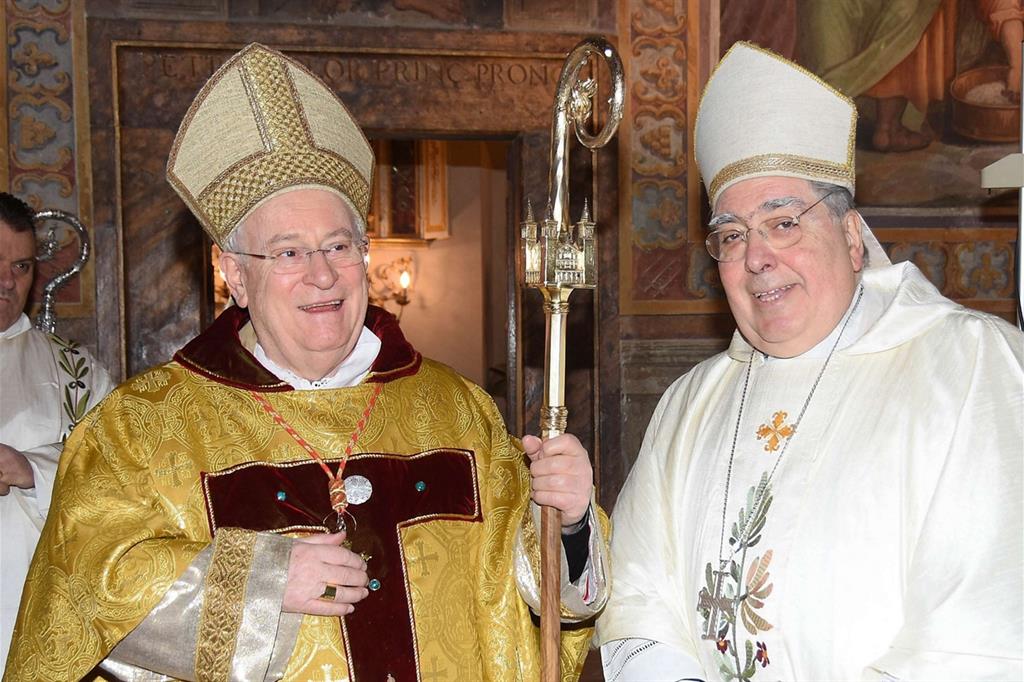 Il cardinale Bassetti con il vescovo di Arezzo Fontana (Foto Daiano Cristini)