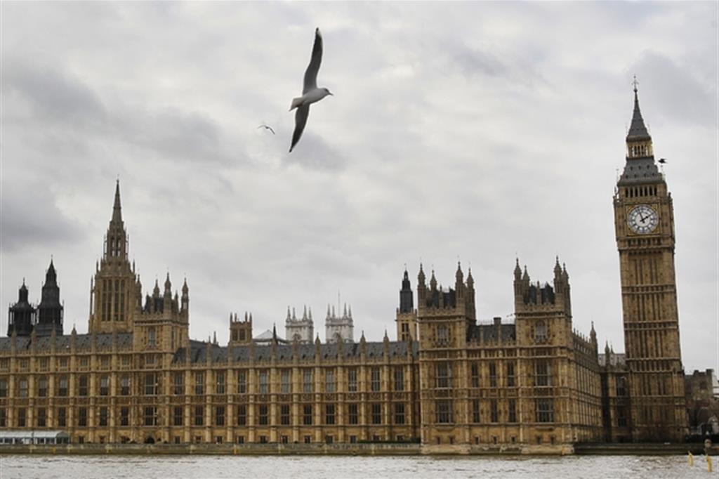 Il Parlamento di Westminster modificherà presto la normativa sui crimini d'odio