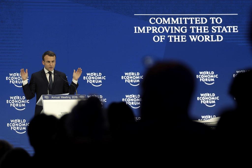 Il presidente francese Emmanuel Macron al Forum di Davos