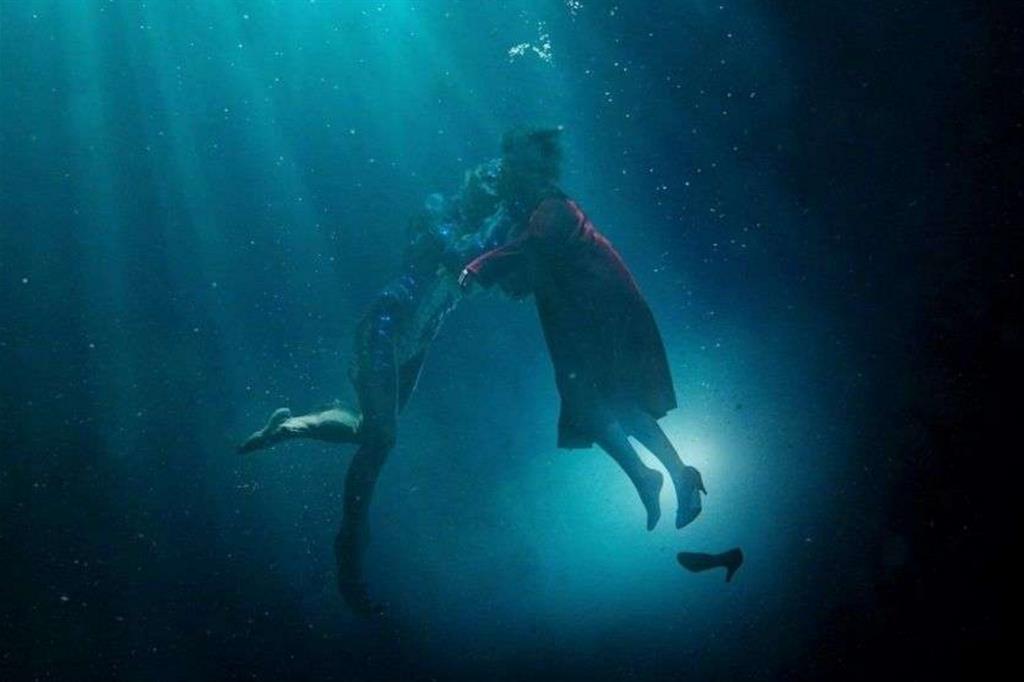 Un'immagine del film "La forma dell'acqua" di Guillermo del Toro, trionfatore agli ultimi premi Oscar