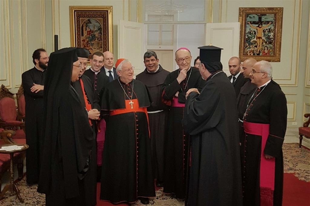 Il cardinale Gualtiero Bassetti in Libano lo scorso marzo
