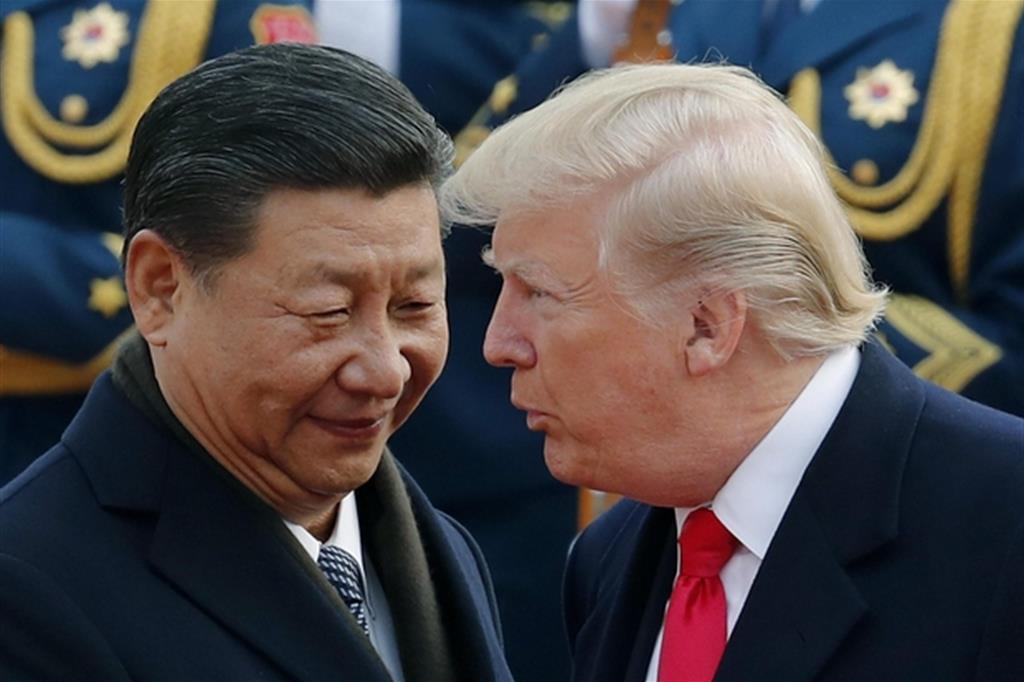 Il presidente cinese Xi Jinping e quello americano Donald Trump hanno iniziato una guerra commerciale