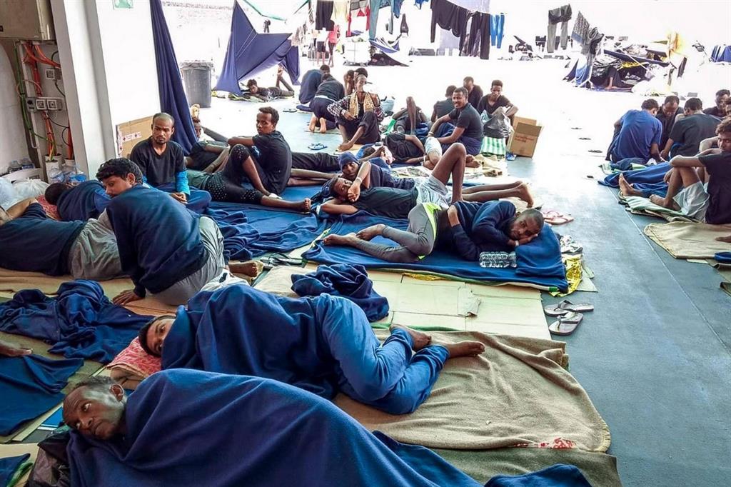 I migranti della Diciotti in una foto di Riccardo Magi