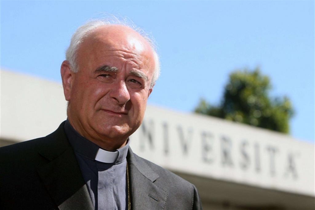 L'arcivescovo Vincenzo Paglia, presidente della Pontificia Accademia per la vita