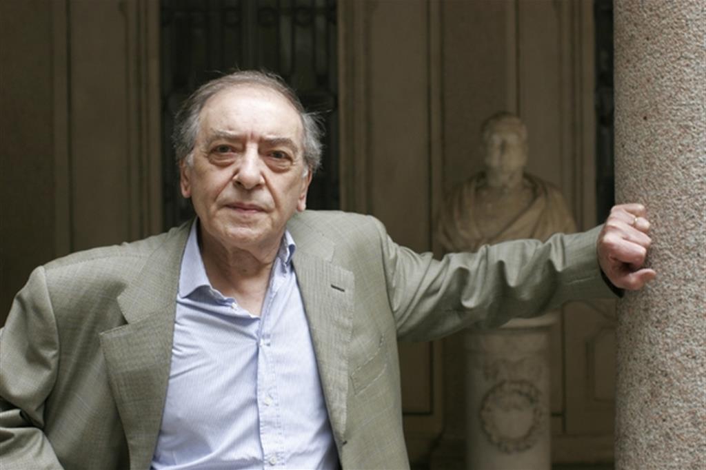 Lo scrittore e critico Giuseppe Bonura, scomparso a Milano il 14 luglio 2008 (Cannarsa)