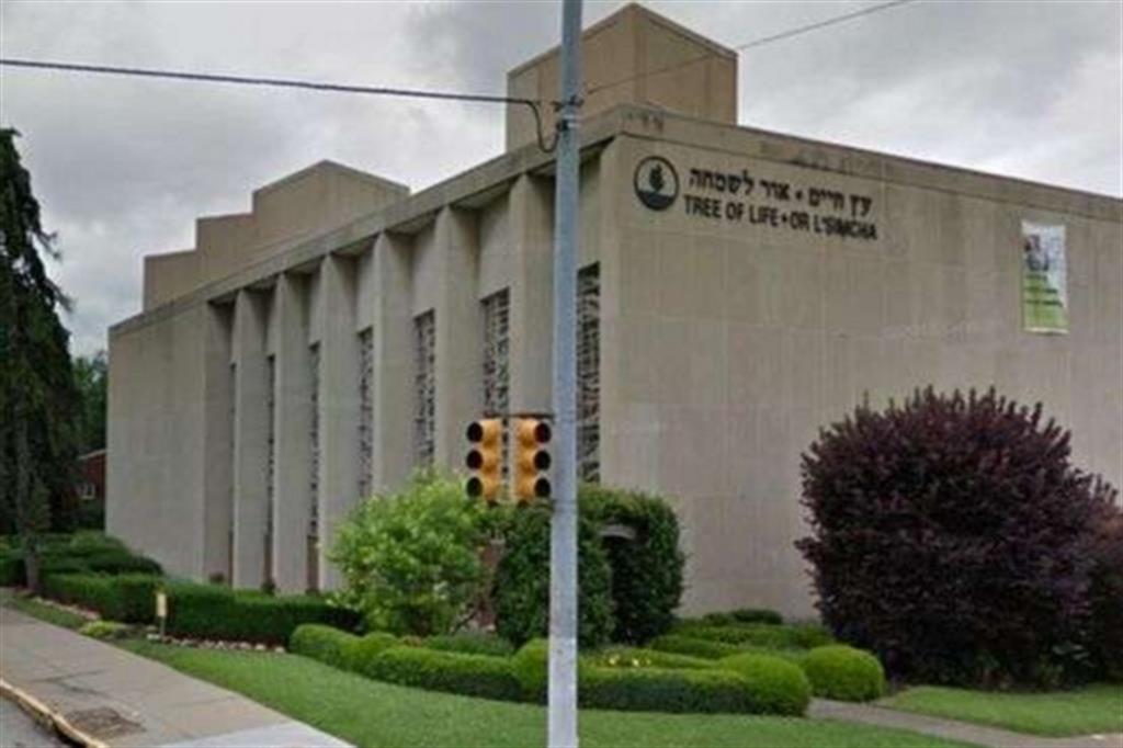 La sinagoga attaccata