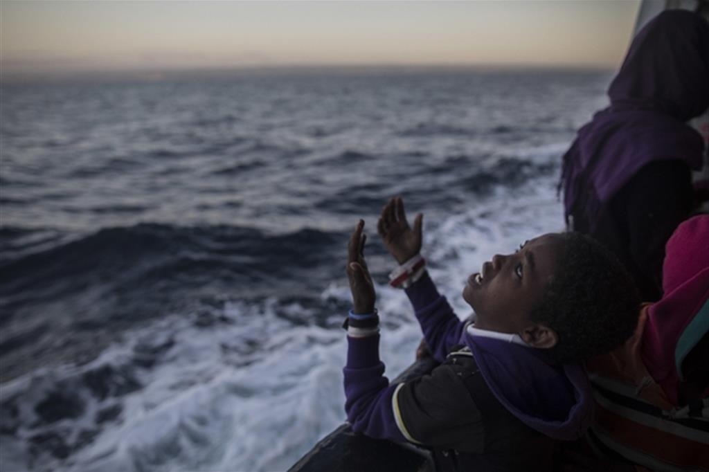 Strage in mare di migranti diretti a Gibuti: «Almeno trenta le vittime»