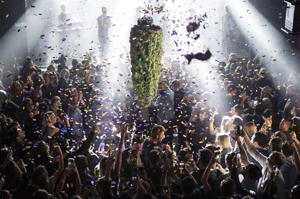 La festa a Toronto per la legalizzazione della marijuana (Ansa)
