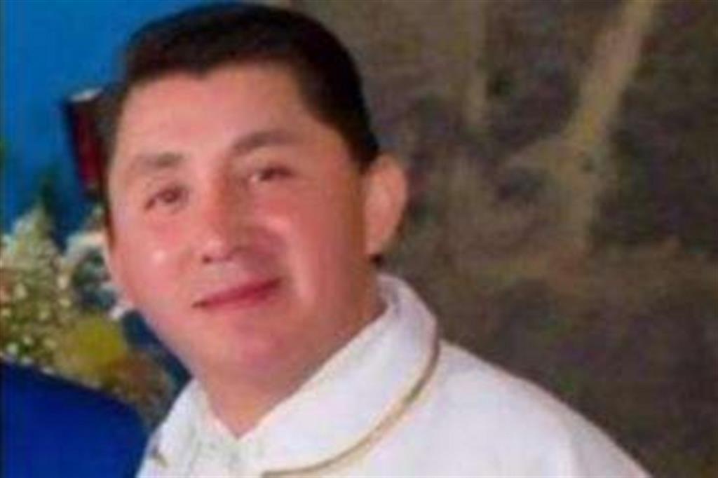 Trovato morto il sacerdote scomparso da giorni nel Michoacán
