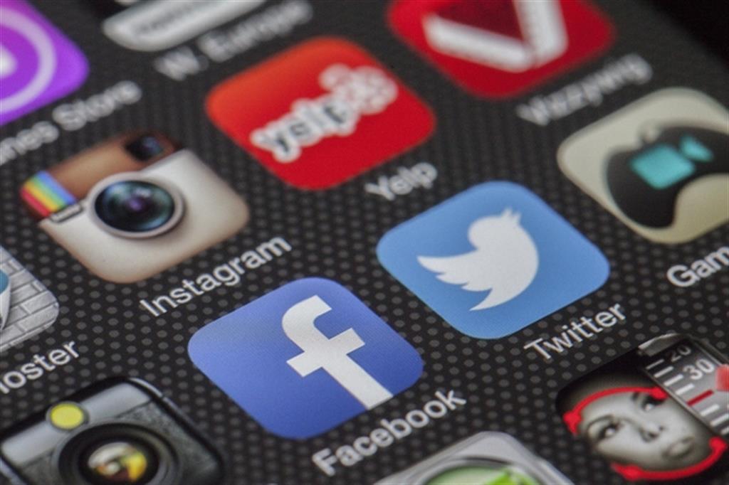 Twitter e Snapchat perdono utenti ma gli utili volano
