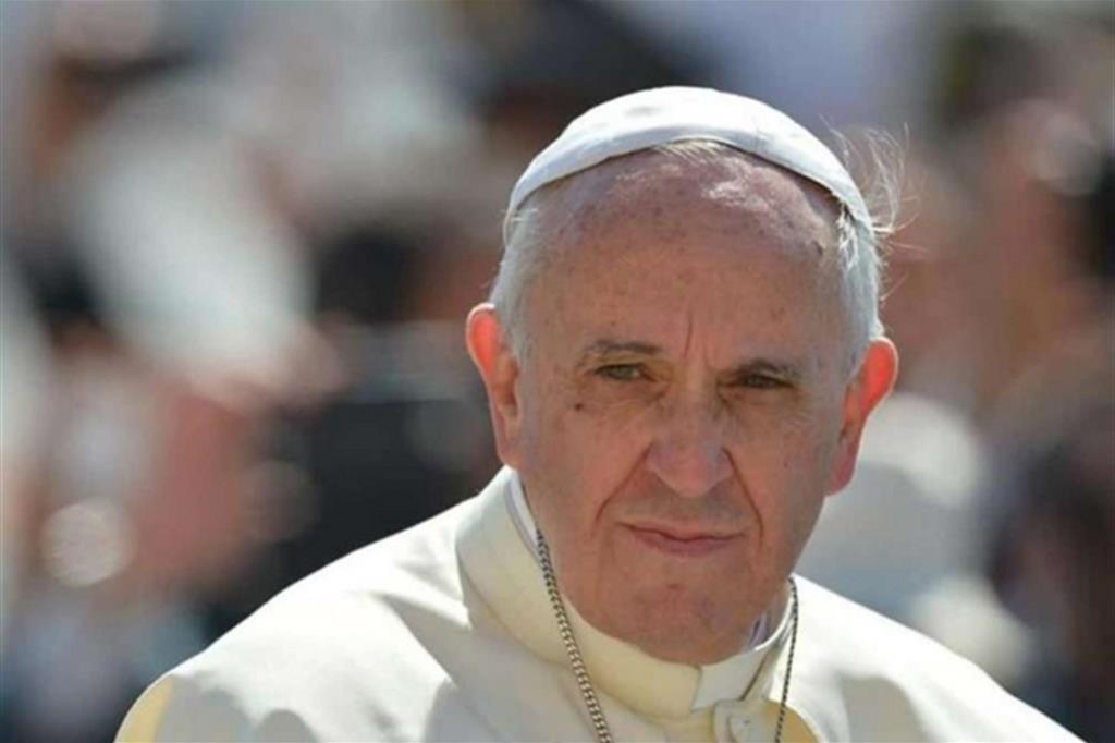 Il Papa: la scienza ha limiti da rispettare per il bene dell'uomo