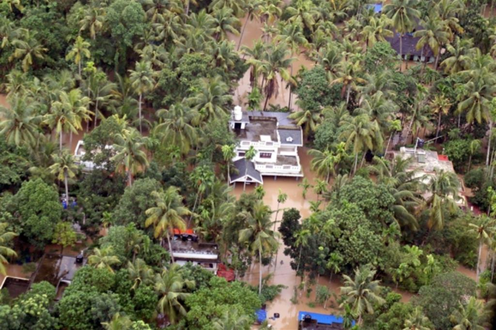 Cei: un milione di euro dai fondi 8xmille per gli alluvionati del Kerala 