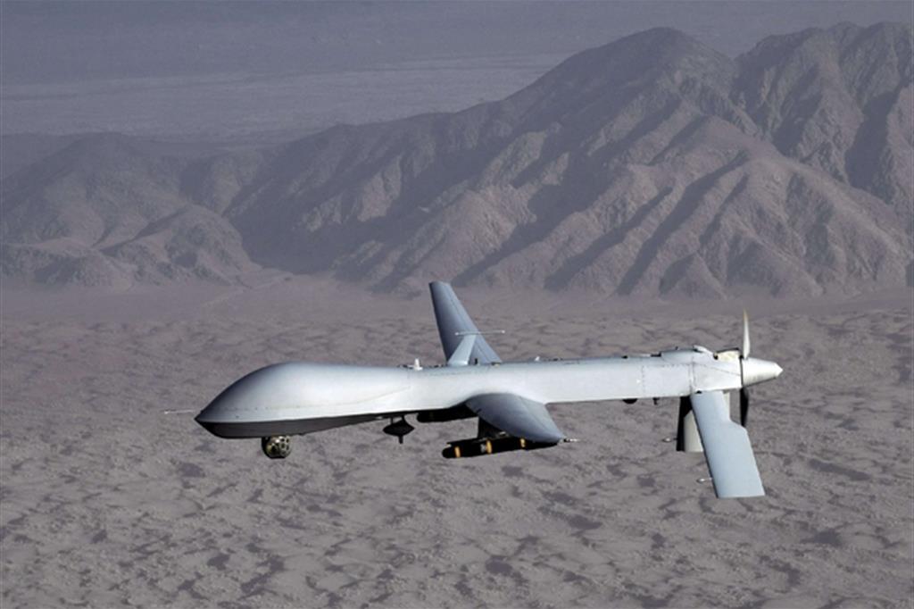 Un drone MQ-1, in dotazione all'Aviazione militare statunitense, nei cieli dell'Afghanistan