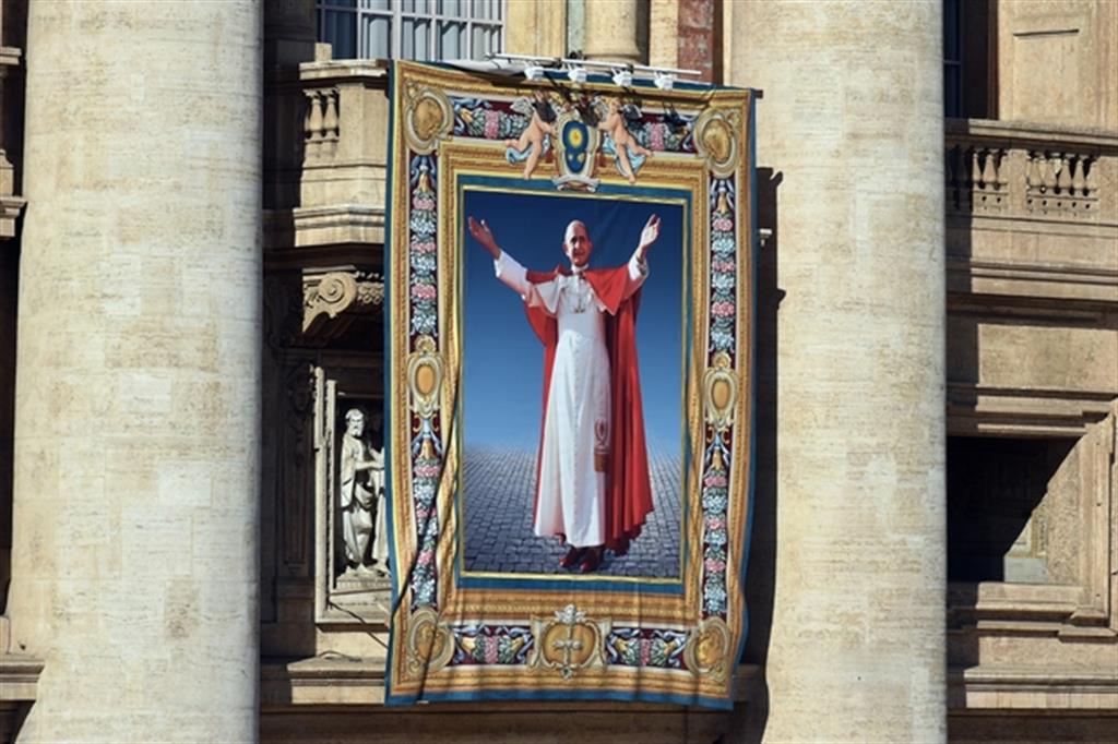 Un'immagine di Paolo VI esposta in piazza San Pietro in occasione della sua beatificazione, il 19 ottobre 2014 (Siciliani)