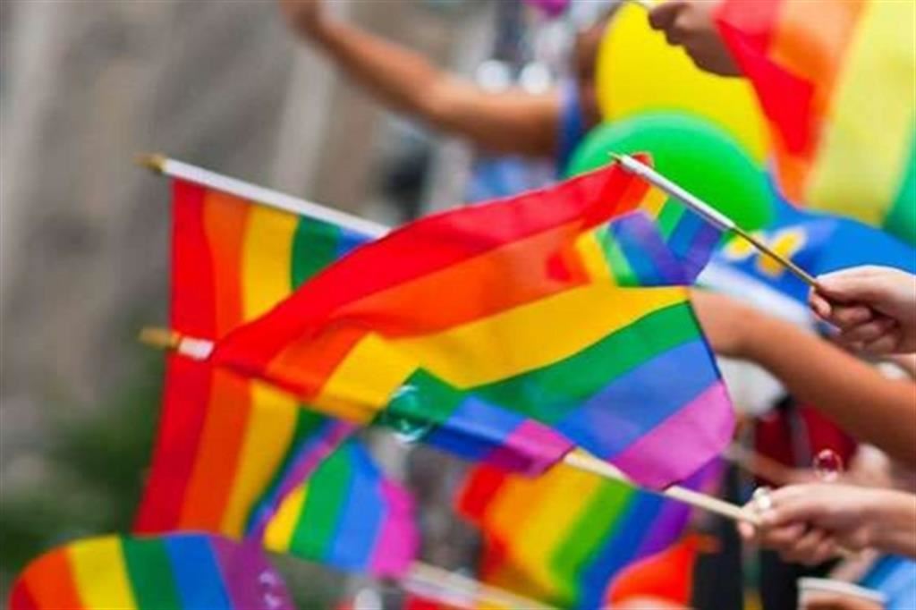 Vescovi e Gay pride. Mai la preghiera può essere «contro»