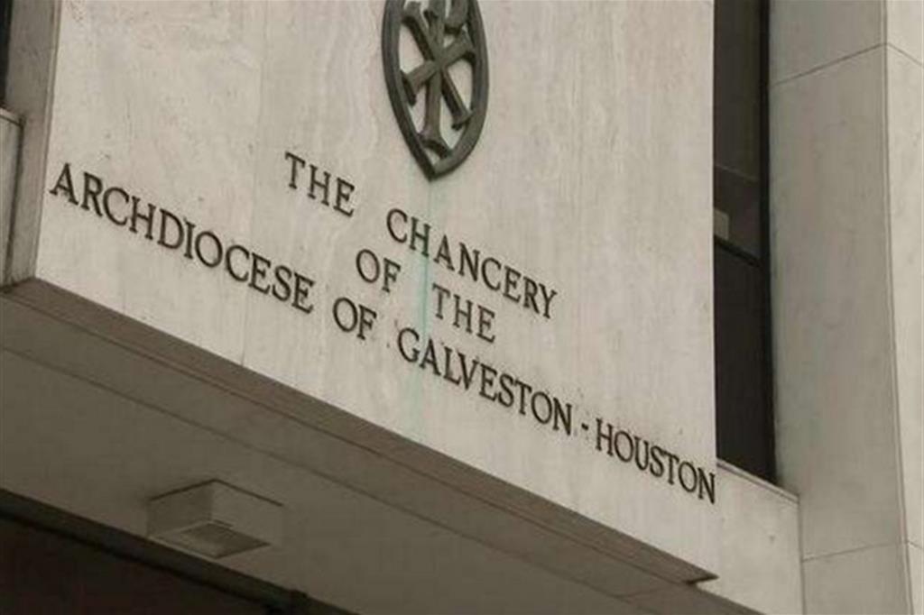 Abusi, perquisita l'arcidiocesi di Galveston-Houston in Texas
